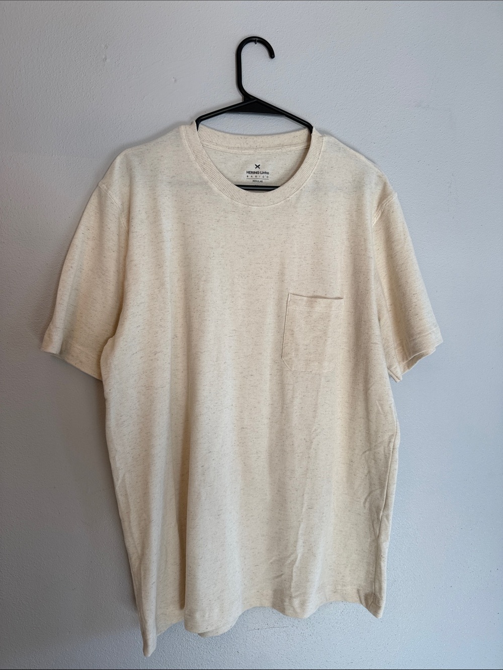 Hering Brasil Men’s Linen Blend Pocket T-Shirt Off White